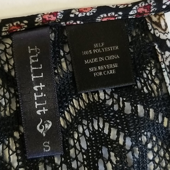 Full Tilt Sheer Net Lace Back Feature Sz S - Picture 8 of 9